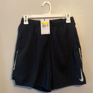 NEW NIKE MENS SHORTS